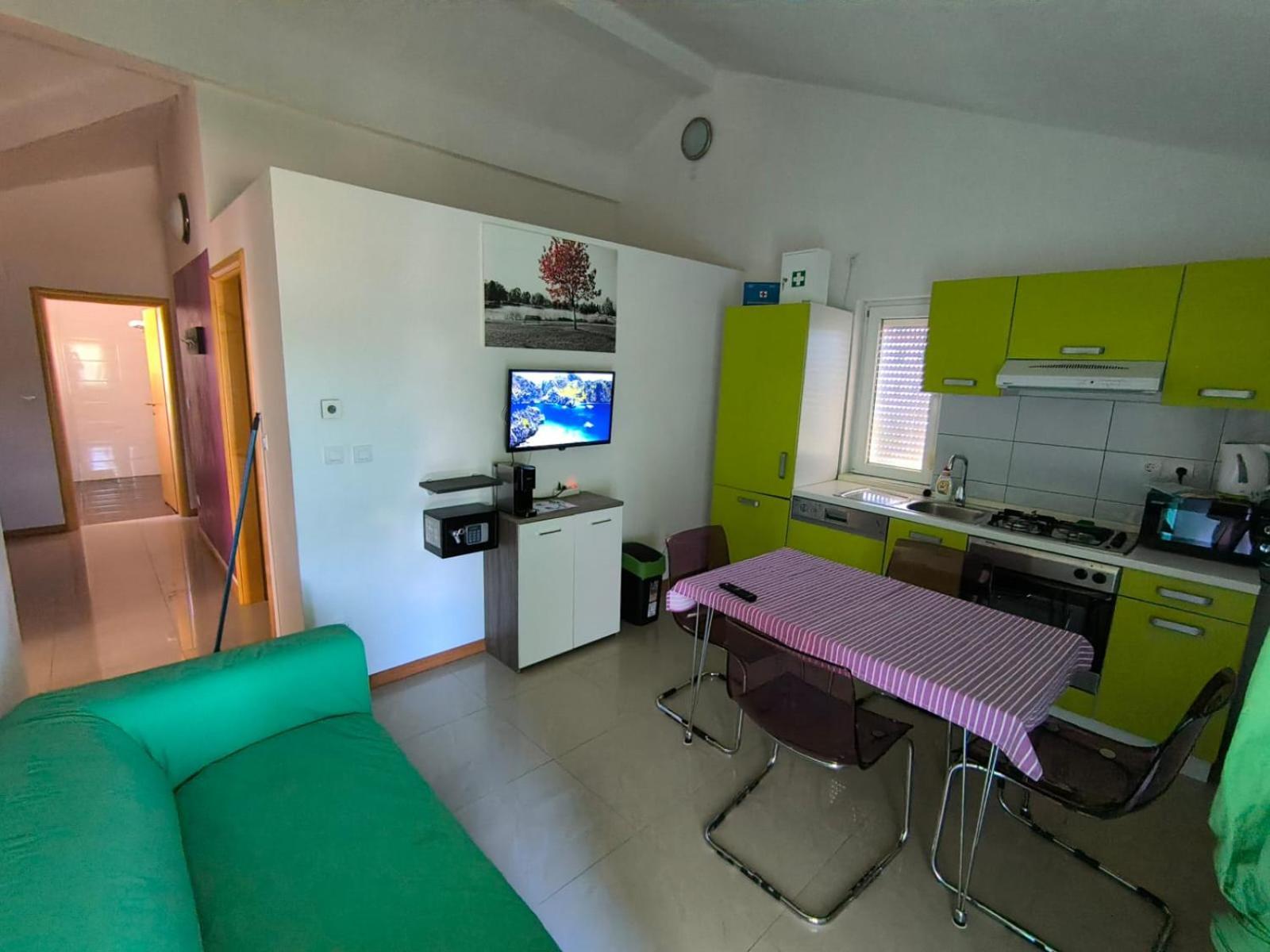 Apartments Pongrac Cres Buitenkant foto